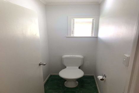 Photo of property in 31 Rosalind Road, Glenfield, Auckland, 0629