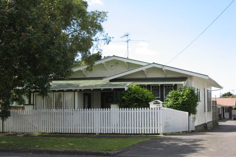 Photo of property in 43a Hall Street, Pukekohe, 2120