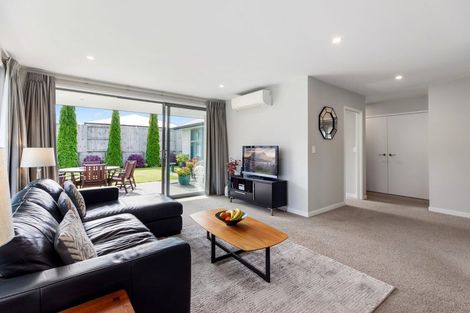 Photo of property in 142 Puhirake Crescent, Pyes Pa, Tauranga, 3112