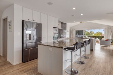 Photo of property in 40 Oceanview Road, Mount Maunganui, 3116