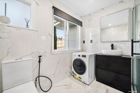 Photo of property in 57b Lancaster Road, Beach Haven, Auckland, 0626