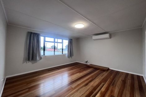 Photo of property in 1 Pukemiro Road, Te Kamo, Whangarei, 0112