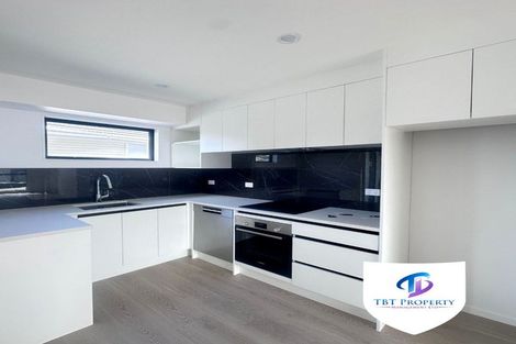 Photo of property in 4/53 Drake Street, Howick, Auckland, 2014