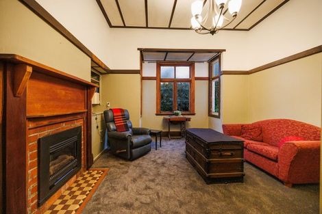 Photo of property in 19 Frederick Street, Terrace End, Palmerston North, 4410