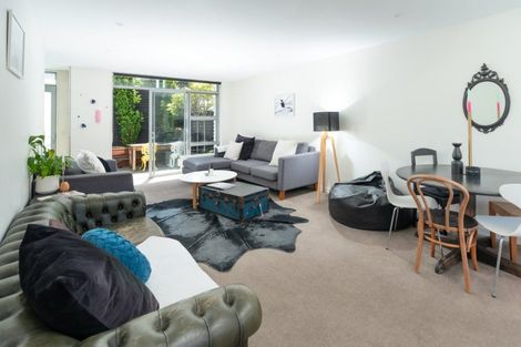 Photo of property in 11 Tiketike Way, Brooklyn, Wellington, 6021