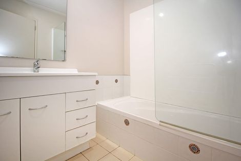 Photo of property in 42 Chapel Road, Flat Bush, Auckland, 2019