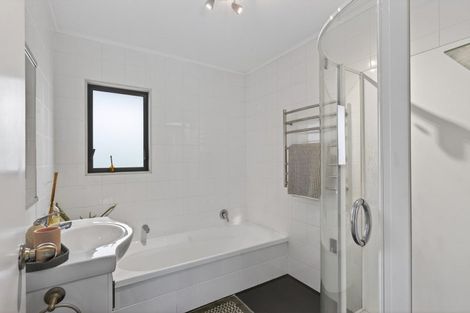 Photo of property in 529 Frankley Road, Hurworth, New Plymouth, 4371