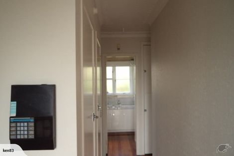 Photo of property in 112 Rosier Road, Glen Eden, Auckland, 0602