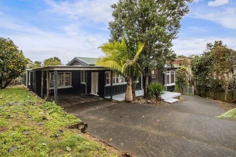 Photo of property in 18 Omokoroa Road, Omokoroa, 3114