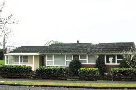 Photo of property in 2/16 King Edward Avenue, Papakura, 2110