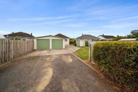 Photo of property in 285 South Road, Hawera, 4610