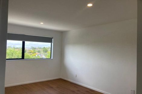 Photo of property in 38 Greenhill Crescent, Pakuranga, Auckland, 2010