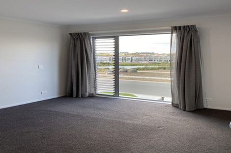 Photo of property in 36 Owen Chapman Drive, Red Beach, 0932