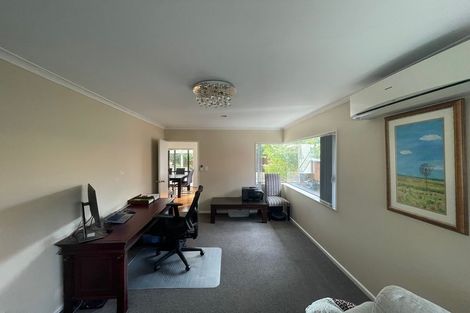 Photo of property in 9 Kalmore Place, Flat Bush, Auckland, 2016