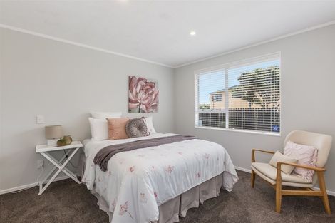 Photo of property in 41 Cleat Street, Whitby, Porirua, 5024