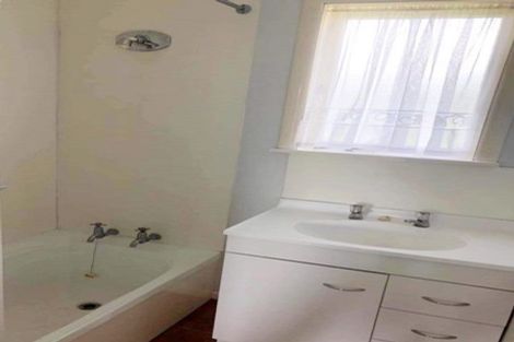 Photo of property in 1/103 Clevedon Road, Papakura, 2110
