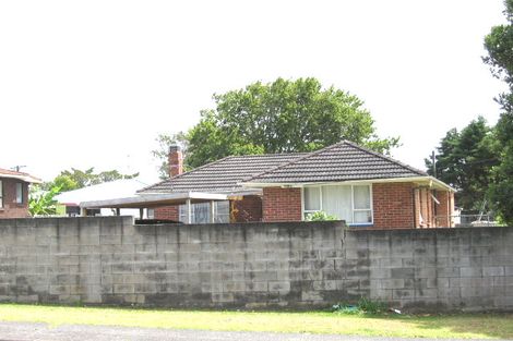 Photo of property in 1/10 Lancaster Road, Beach Haven, Auckland, 0626