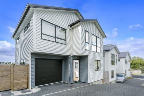 Photo of property in 51c Reynella Drive, Massey, Auckland, 0614