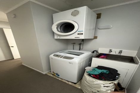 Photo of property in 4/124 Campbell Street, Karori, Wellington, 6012