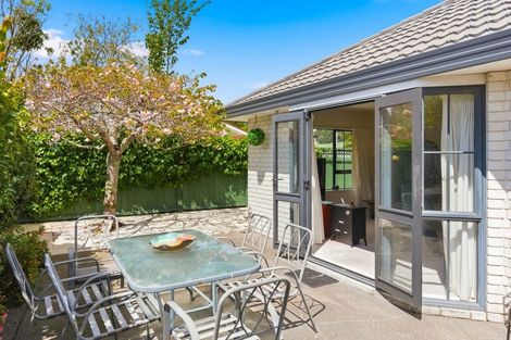 Photo of property in 5 Rimu Street, Waikanae, 5036
