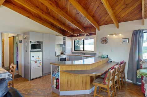 Photo of property in 9 Moana Street, Otaki Beach, Otaki, 5512