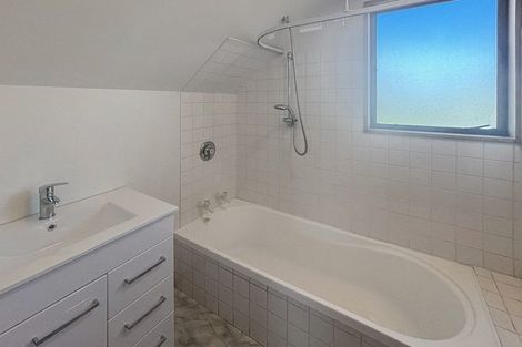 Photo of property in 2 Kinleys Lane, St Albans, Christchurch, 8014