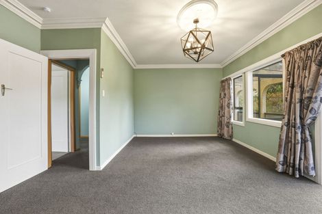 Photo of property in 360 Kaikorai Valley Road, Bradford, Dunedin, 9011