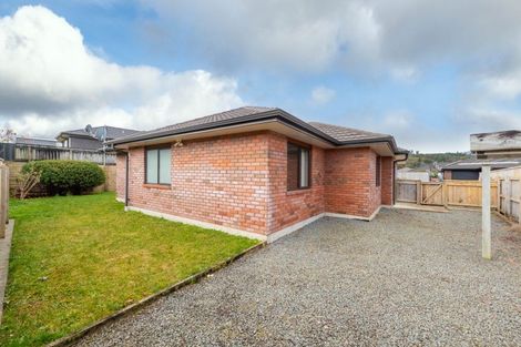 Photo of property in 52 Sunstone Crescent, Brown Owl, Upper Hutt, 5018