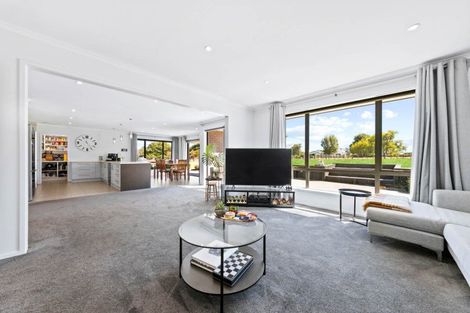 Photo of property in 9 Fitzgerald Road, Drury, 2113
