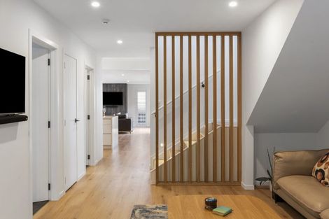 Photo of property in 39a Hyde Road, Rothesay Bay, Auckland, 0630