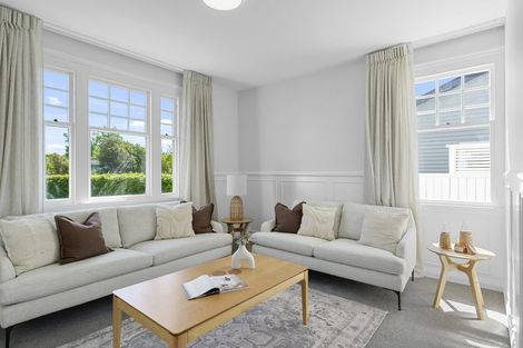 Photo of property in 158 Weston Road, St Albans, Christchurch, 8052