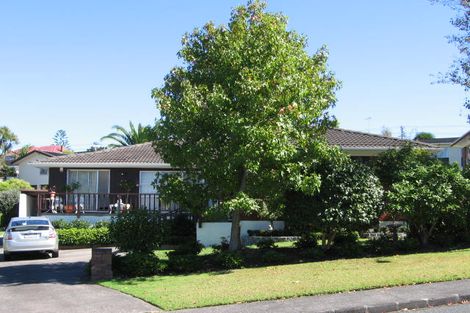 Photo of property in 13 Nui Mana Place, Te Atatu South, Auckland, 0610