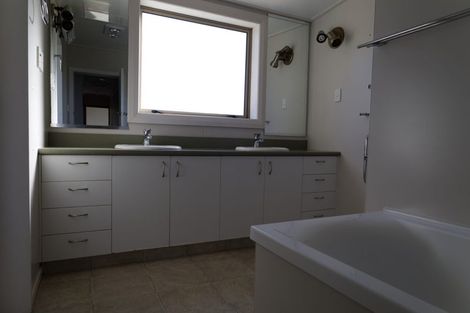Photo of property in 6 Yarmouth Street, Balclutha, 9230