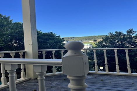 Photo of property in 105 Tasman Street, Mount Cook, Wellington, 6021