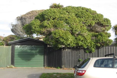 Photo of property in 76 Pine Avenue, New Brighton, Christchurch, 8061