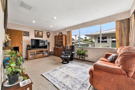 Photo of property in 6 Regan Street, Stratford, 4332