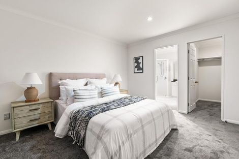 Photo of property in 78 San Valentino Drive, Henderson, Auckland, 0612
