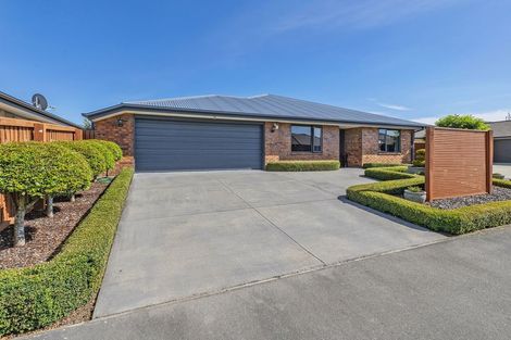 Photo of property in 16 Globe Bay Drive, Templeton, Christchurch, 8042