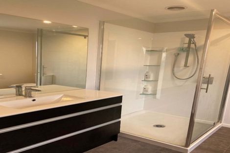 Photo of property in 15 Church Road, Taradale, Napier, 4112