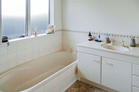 Photo of property in 86 Stourbridge Street, Spreydon, Christchurch, 8024