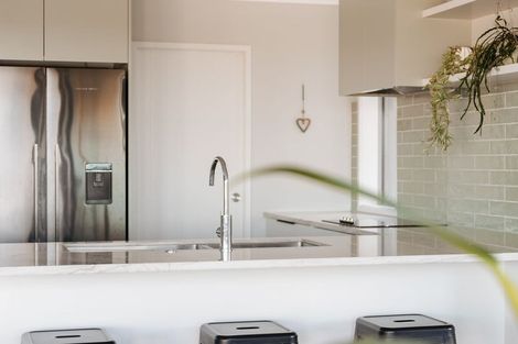 Photo of property in 5 Wairere Rise, Omokoroa, 3114