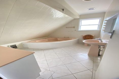 Photo of property in 146c Great South Road, Manurewa, Auckland, 2102