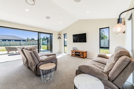 Photo of property in 3 Merino Crescent, Kirwee, 7571