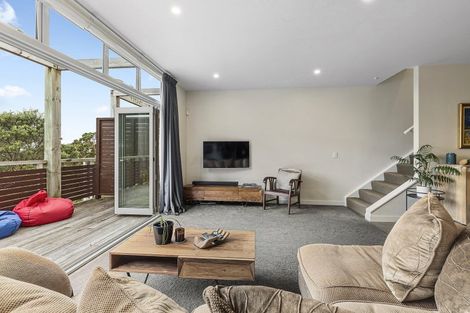 Photo of property in 59u2 Mortimer Terrace, Brooklyn, Wellington, 6021