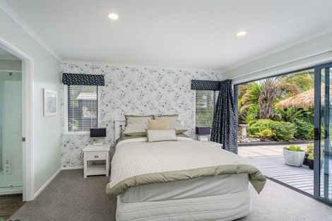 Photo of property in 31 Wells Place, Whitianga, 3510