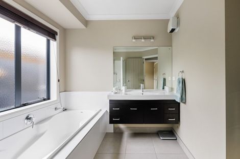 Photo of property in 58 Palliser Drive, Huntington, Hamilton, 3210