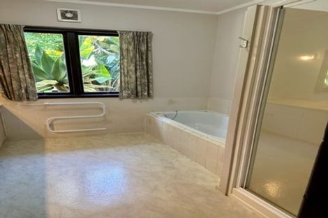 Photo of property in 6 Matanui Street, Northcote, Auckland, 0627