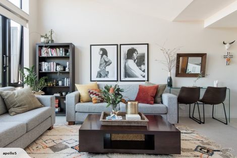 Photo of property in Nouvo Apartments, 5f/21 Rugby Street, Mount Cook, Wellington, 6021