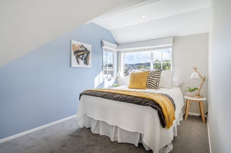 Photo of property in 12 Ronald Woolf Place, Churton Park, Wellington, 6037