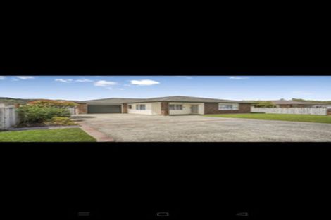 Photo of property in 16 Woodland Mews, Wainuiomata, Lower Hutt, 5014